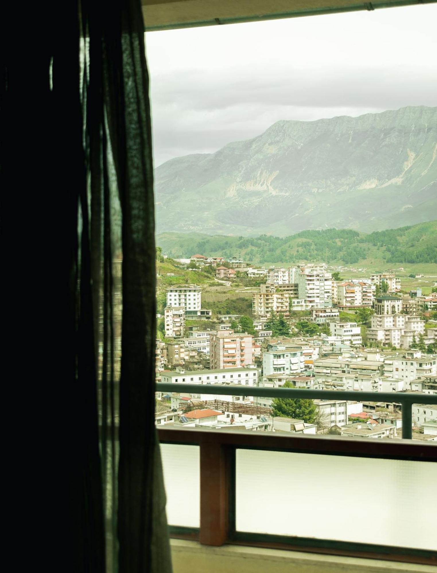 Guesthouse Shtino Gjirokastër Exteriör bild