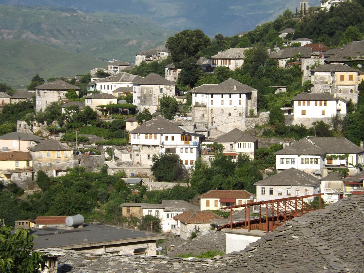 Guesthouse Shtino Gjirokastër Exteriör bild