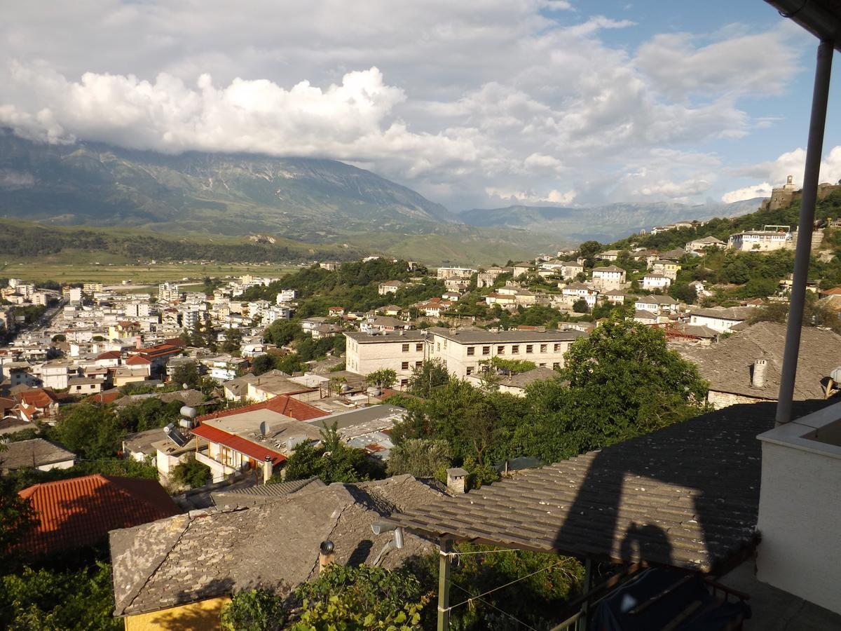 Guesthouse Shtino Gjirokastër Exteriör bild